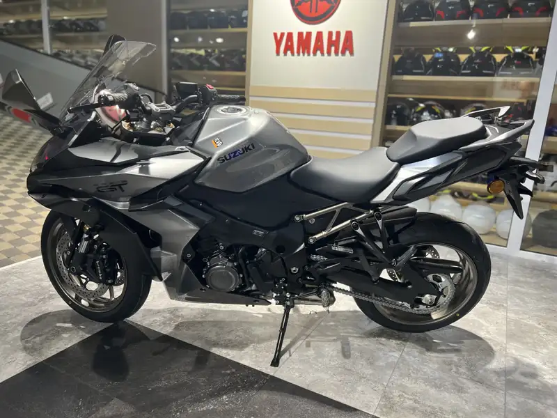 Suzuki GSX S 1000GT - foto 4