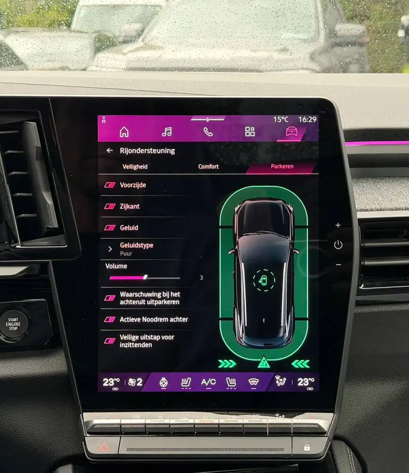 Renault Austral MHEV TECHNO FACELIFT 20" PANO CAMERA APPLE CARPLAY — 16/17