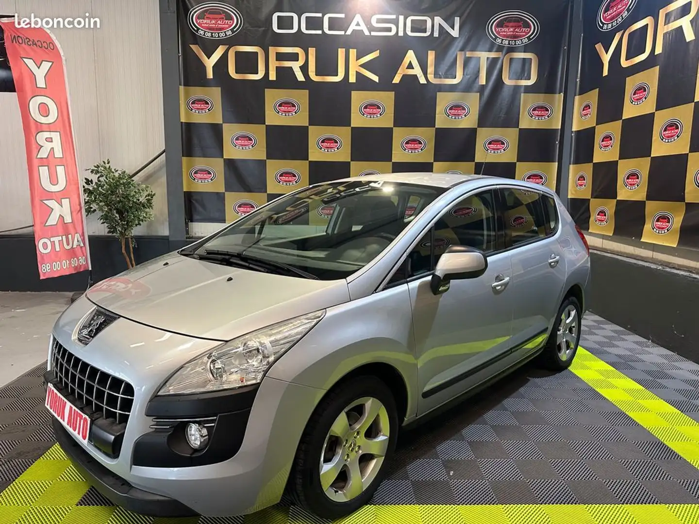 Peugeot 3008 1.6 Hdi 112 Confort Pack Gris - 1
