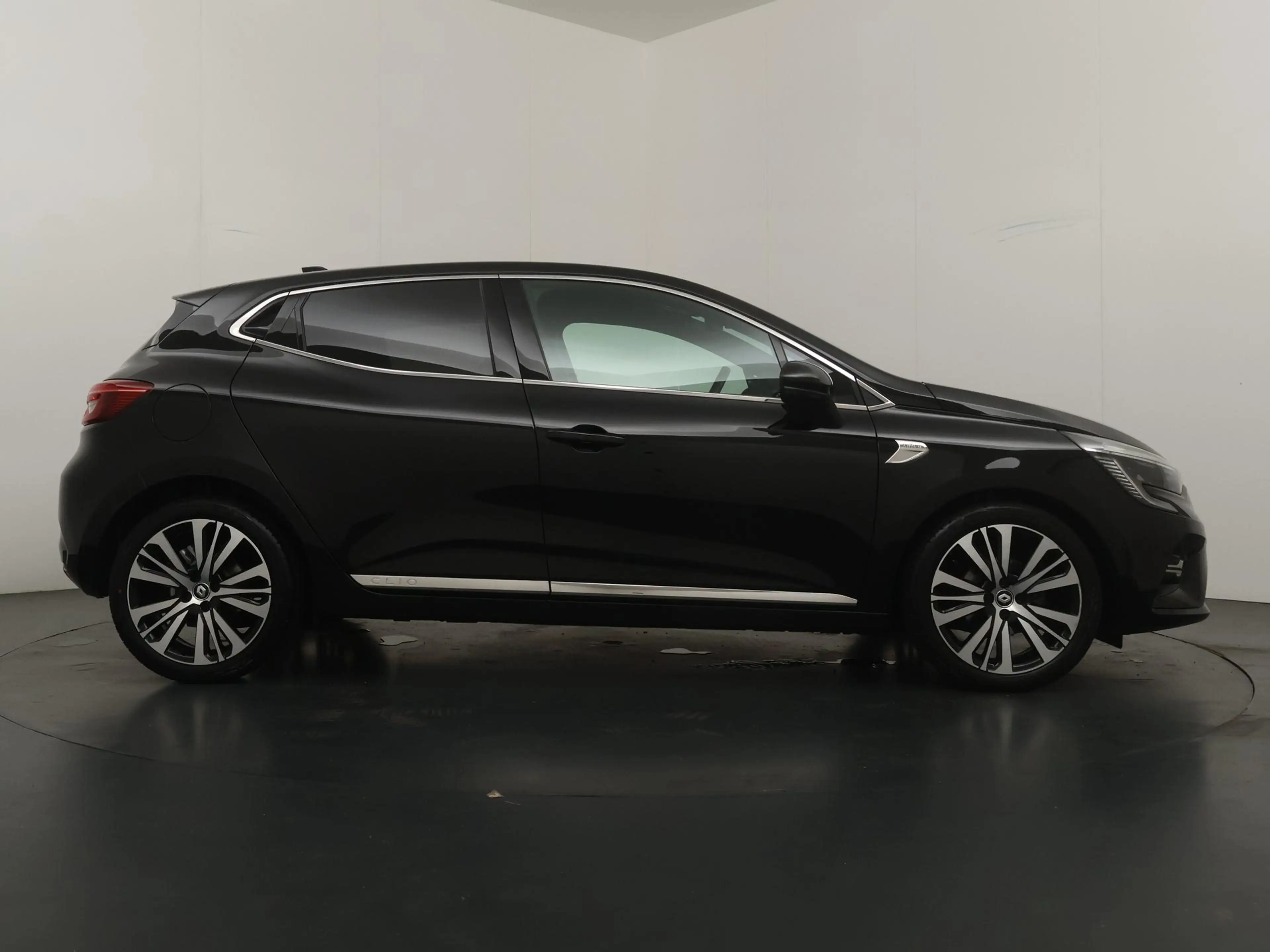 Renault Clio TCe 90 GPF Initiale Paris | Lederen Bekl. | Stoelv — photo 6