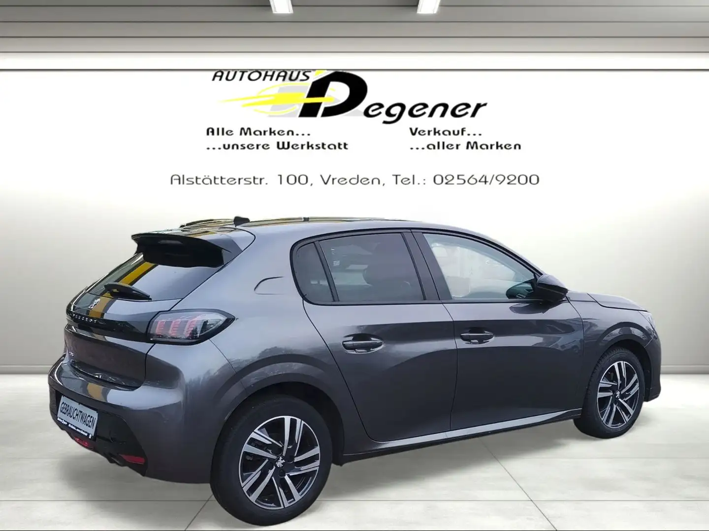 Peugeot 208 / LED / Allwetter / Kamera / Isofix / Navi Grau - 2