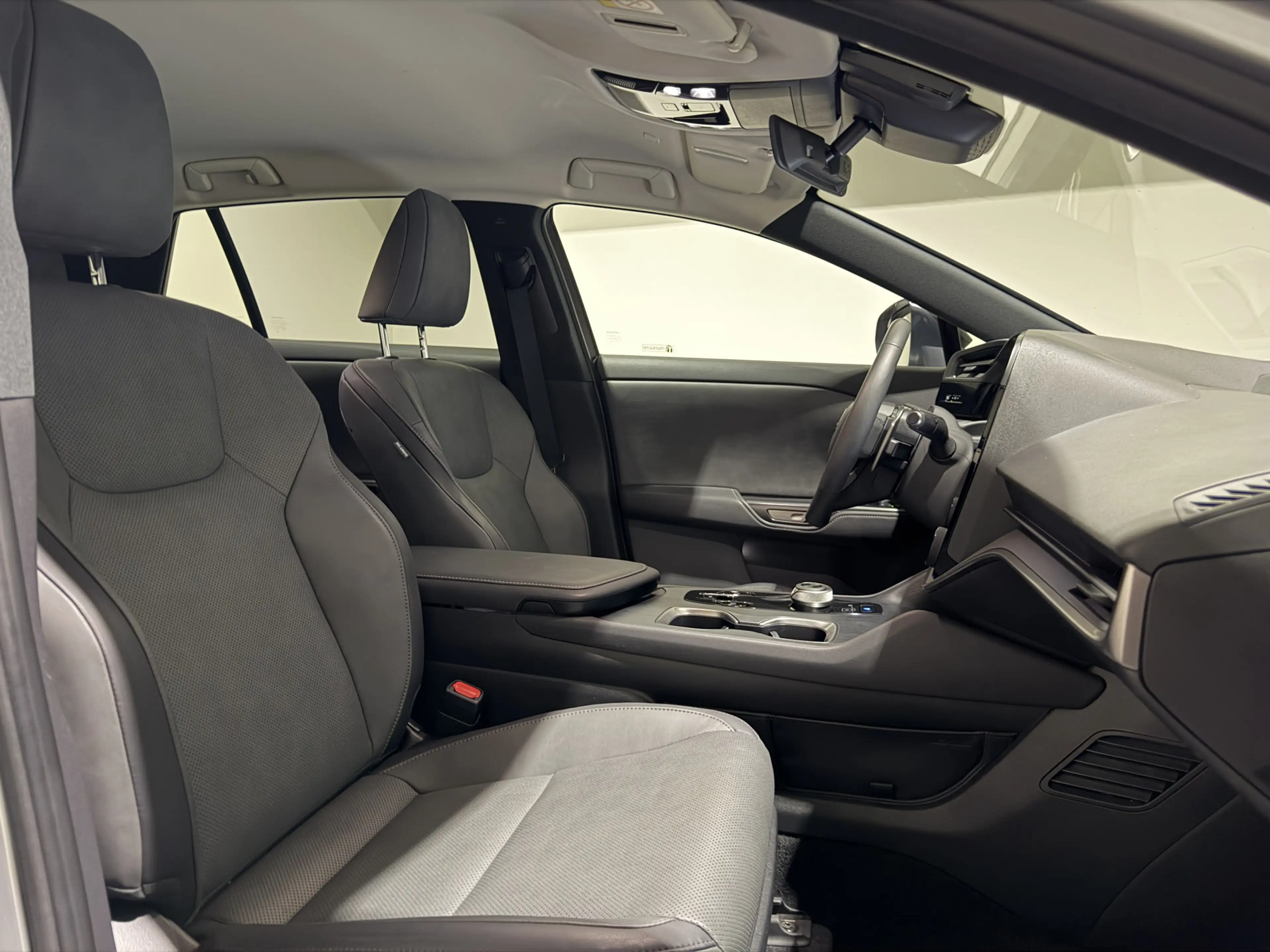 Lexus RZ 450e Executive Line 71 kWh | Leder interieur | Sto — photo 15