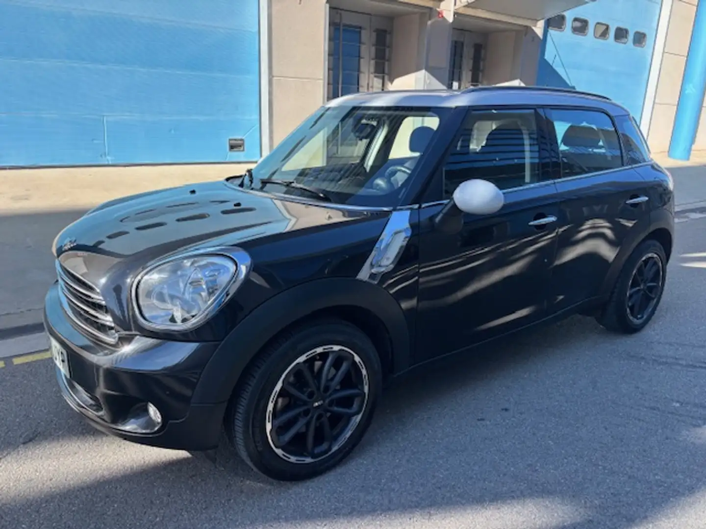 MINI Cooper Countryman D Negro - 1