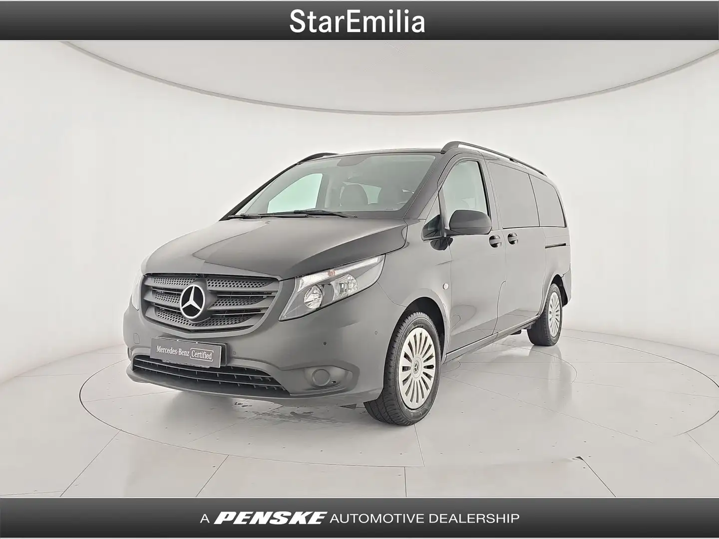 Mercedes-Benz Vito Vito 2.0 116 CDI Tourer Pro Long Schwarz - 1