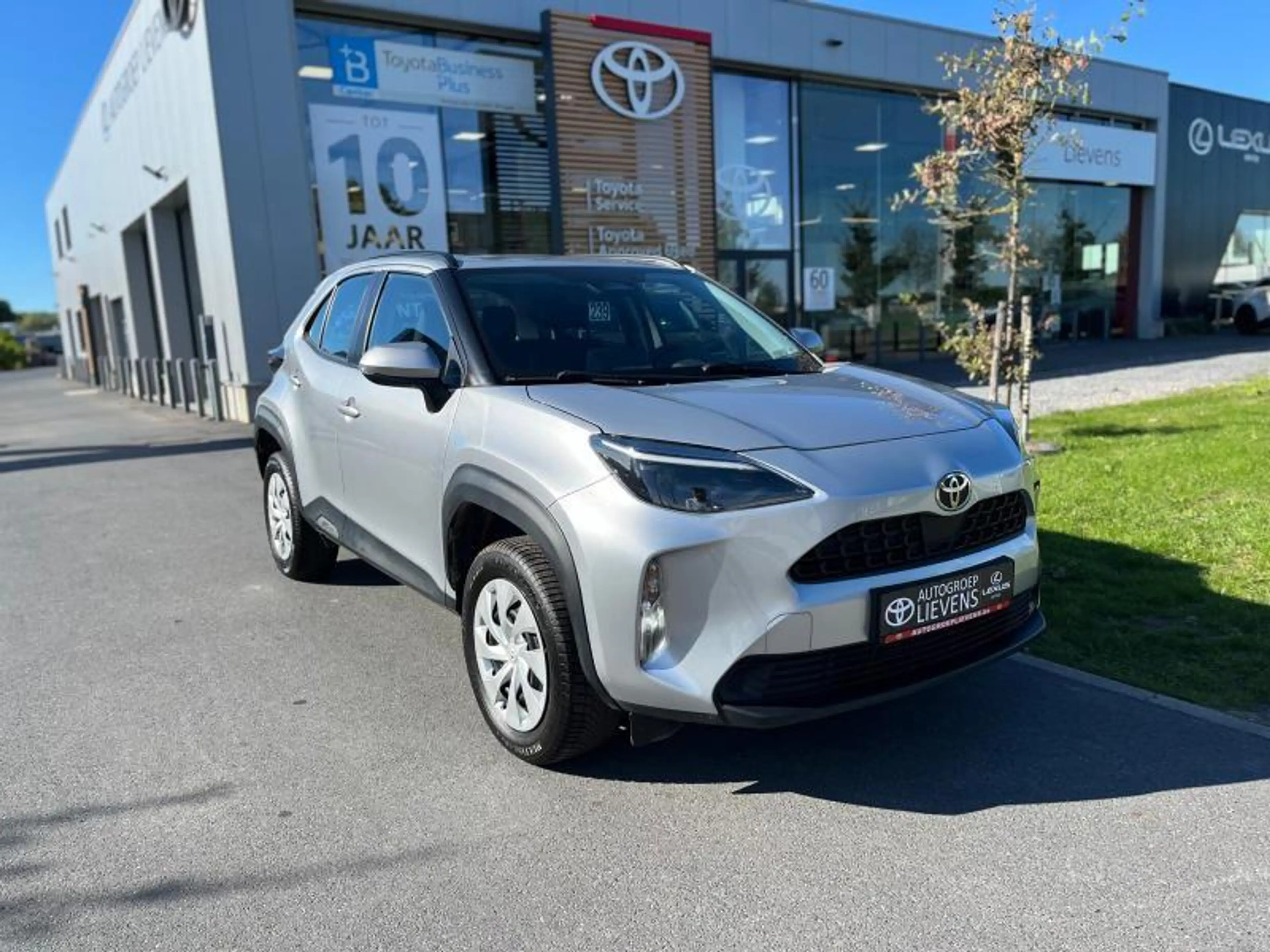 Toyota Yaris Cross 1.5 HYB DYNAMIC — photo 2