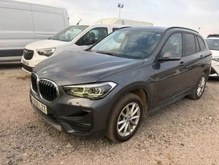 BMW X1 2022, foto 2
