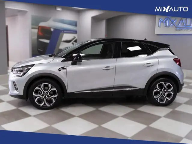 Renault Captur view 3