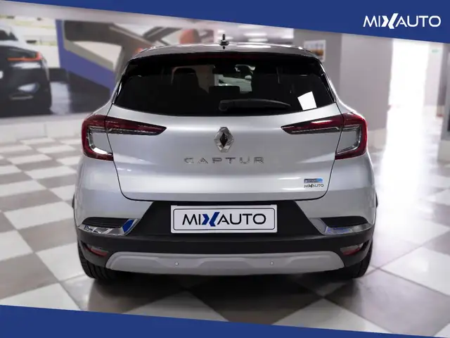 Renault Captur view 4