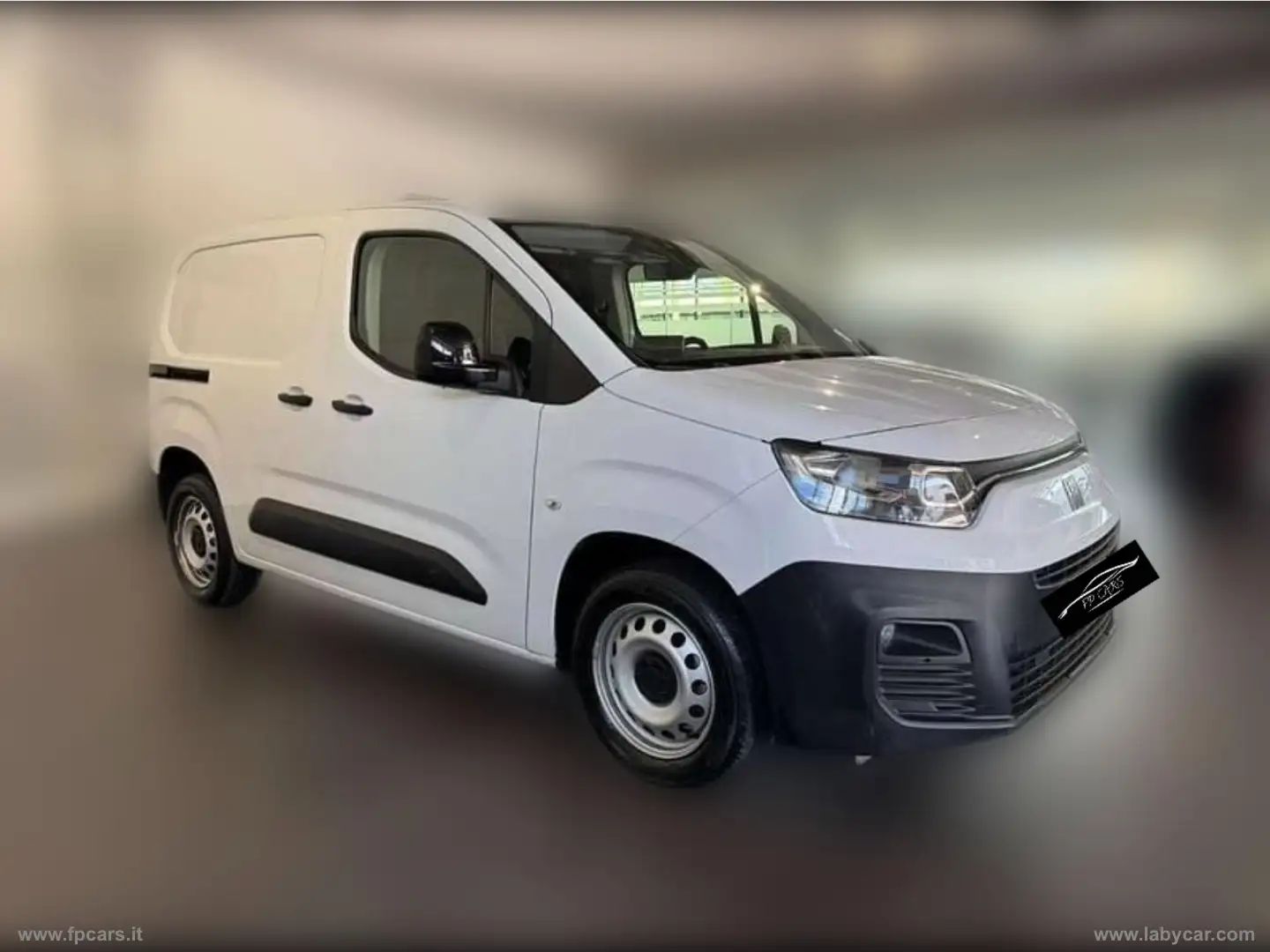 Fiat Doblo DOBLO 1.5 BlueHdi 130CV PC-TN Van Bianco - 2