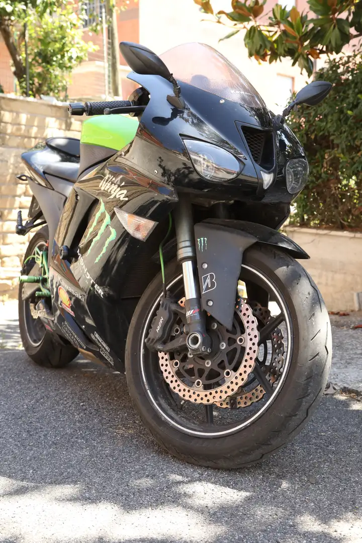 Kawasaki Ninja ZX-6R Noir - 2