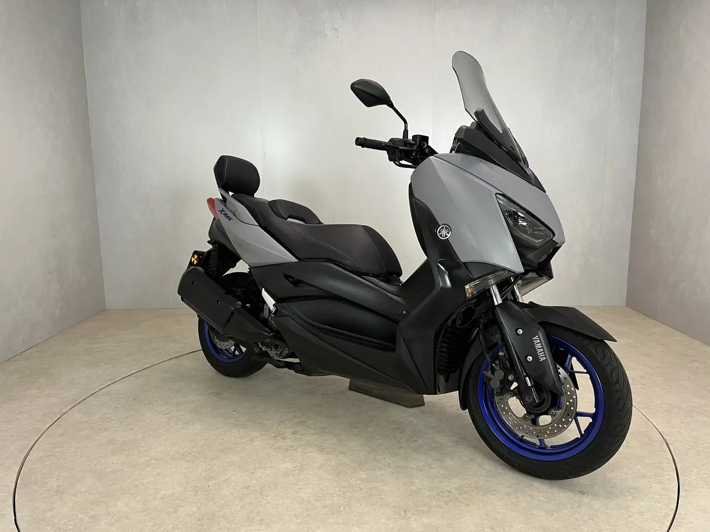 Yamaha X-Max 300 ABS Grijs - 2