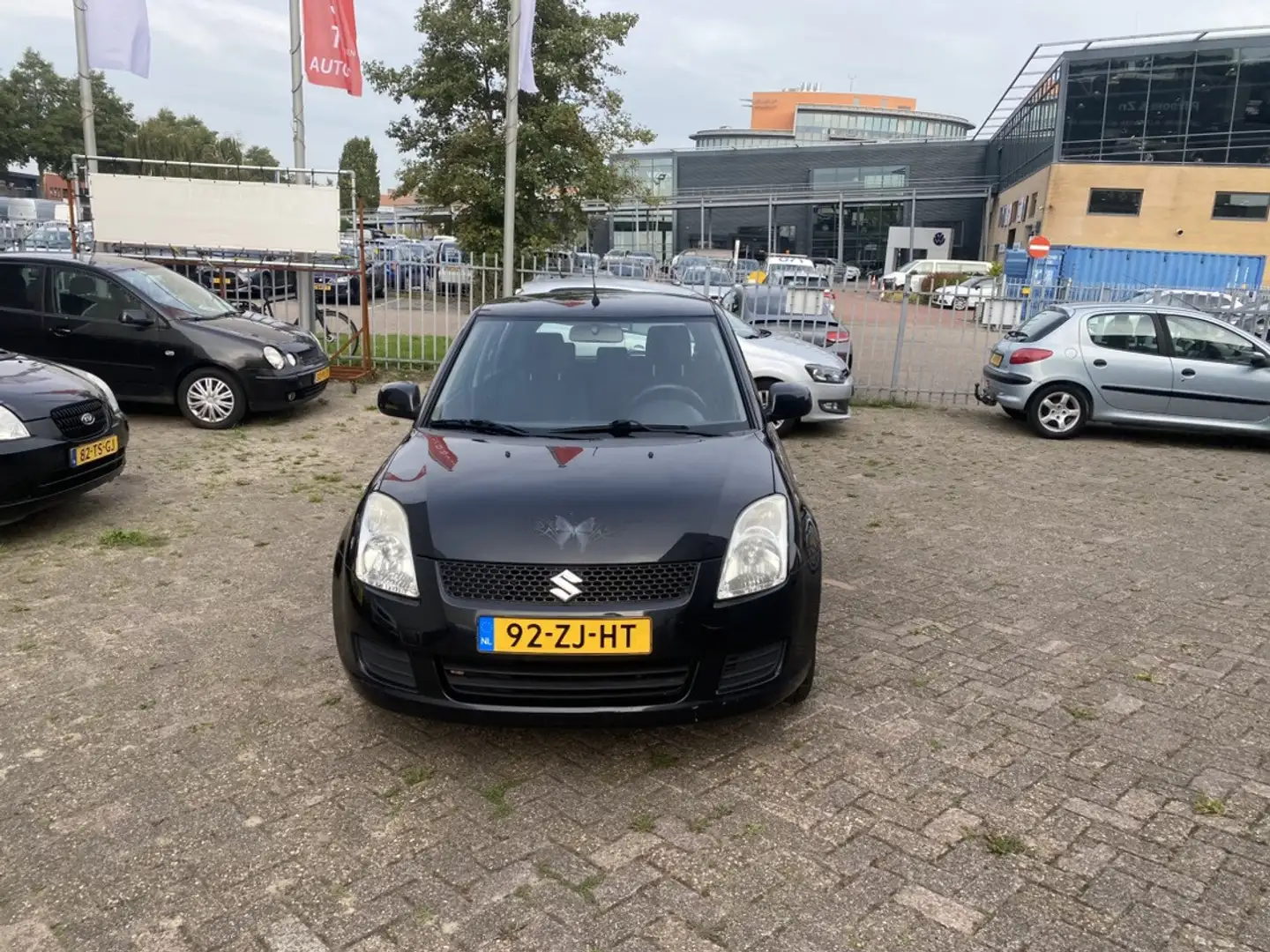 Suzuki Swift 1.3 Comfort,5 Deurs,5Zits,Airco,Elektrischpakket,S Zwart - 2