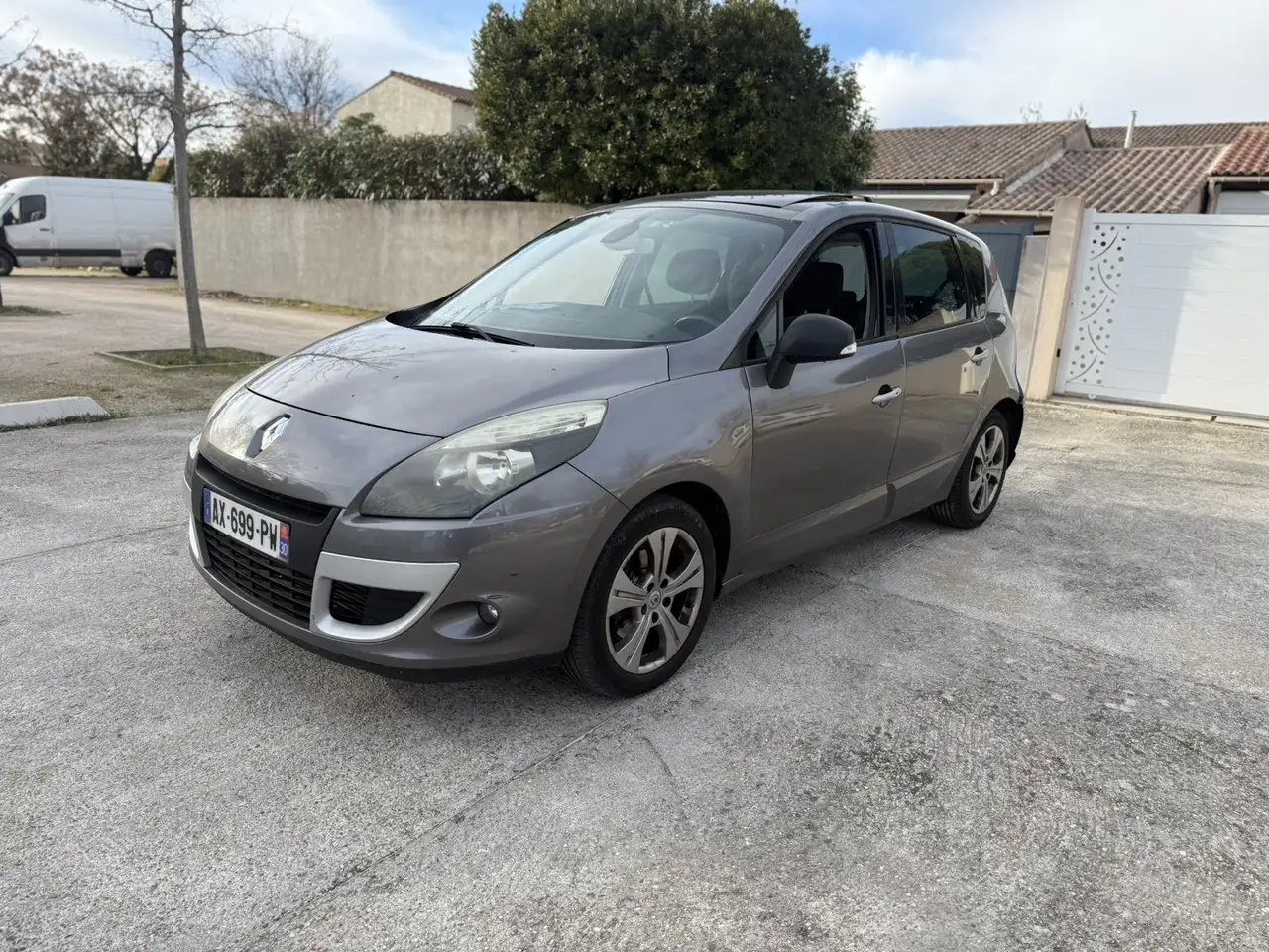 Renault Scenic III dCi 110 FAP eco2 Bose Euro 5 EDC