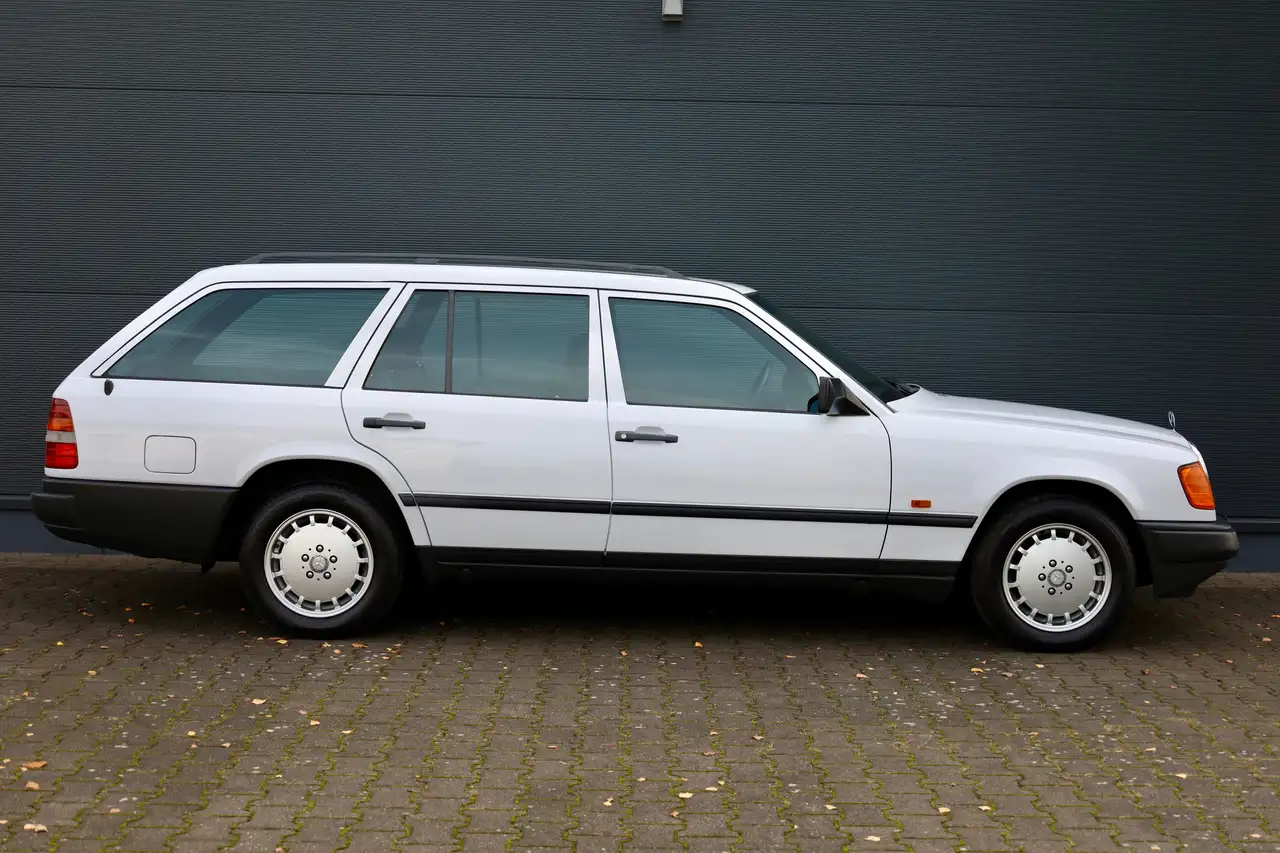Mercedes-Benz 200 TE *89TKM*KLIMAAUTOMATIC*H-ZULASSUNG*, foto 2