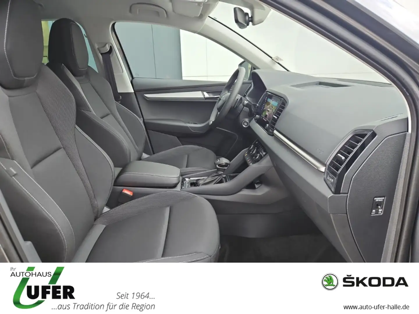 Skoda Karoq TOUR TDI Allradantrieb 4x4  AHZV Navigation Grau - 2