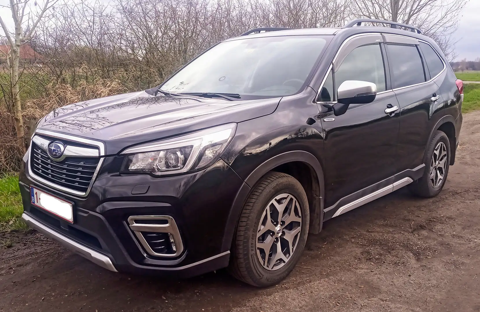 Subaru Forester Forester 2.0ie Lineartronic Active Schwarz - 2