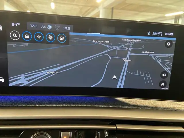 Peugeot 3008 view 10