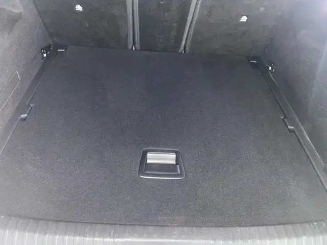 Peugeot 3008 view 9