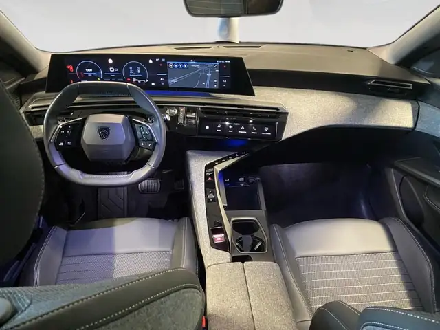 Peugeot 3008 view 6