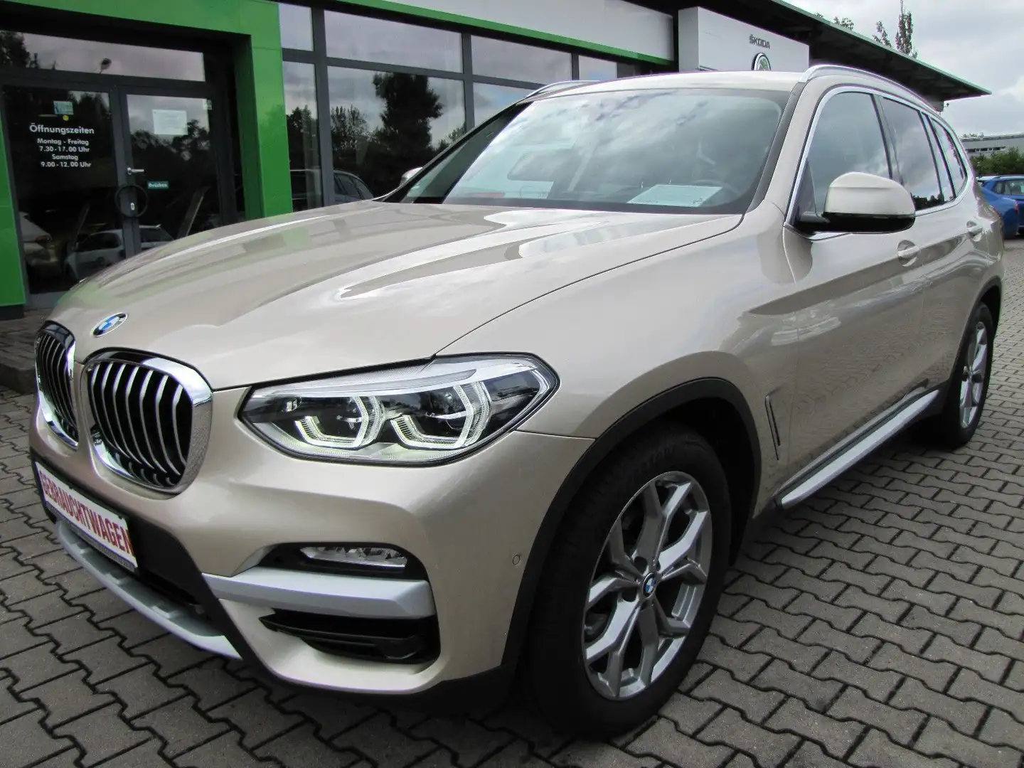 BMW X3 xDrive 20 i xLine BMW Individual Beige - 1