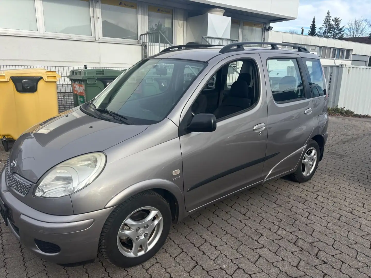 Toyota Yaris Verso 1.5 Sol ** TÜV NEU ** Gris - 1
