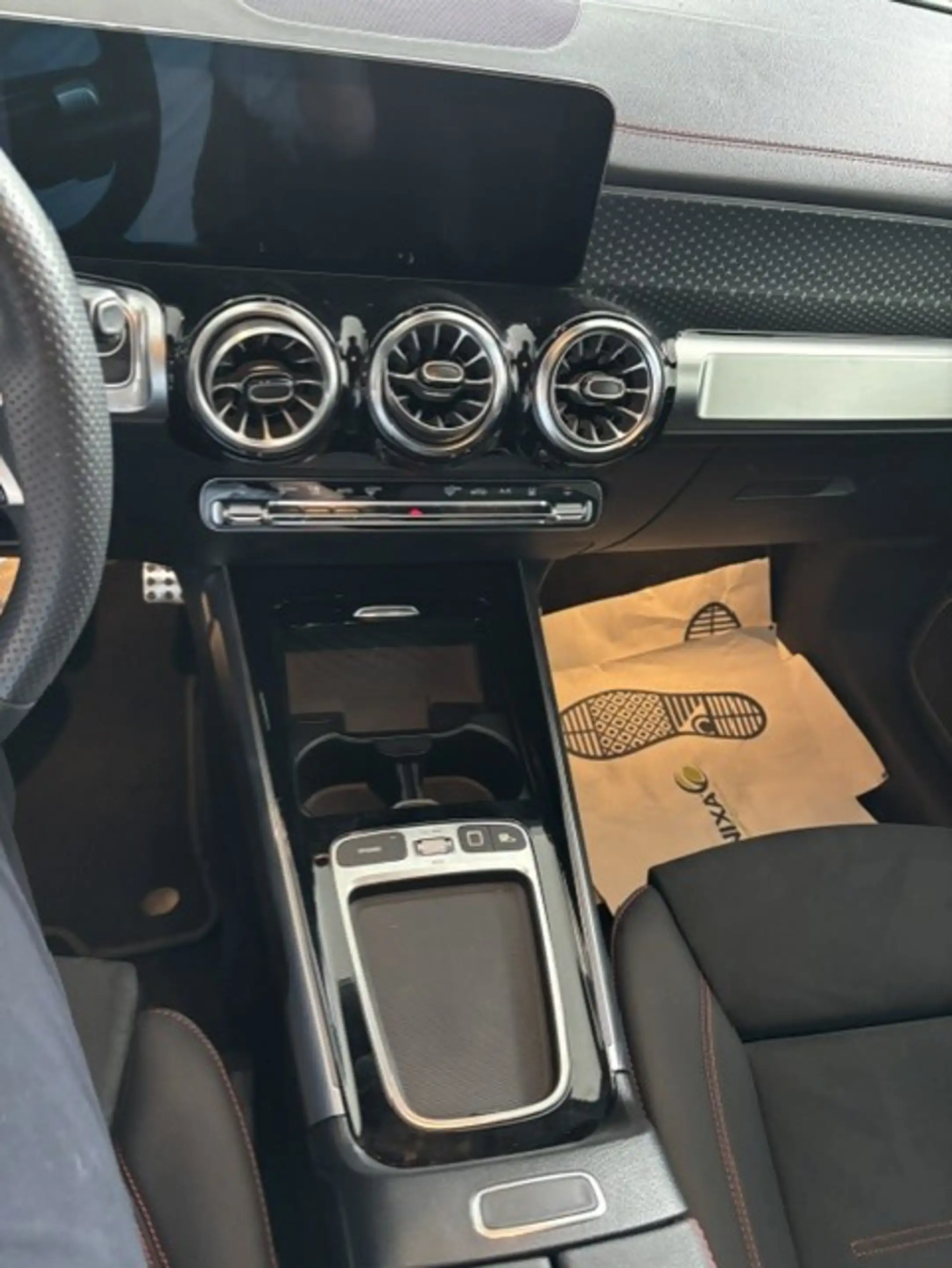 Mercedes-Benz EQB 250 EQB 70.5 kWh 250  Star Edition 7pl. Star Edition 7pl. — photo 12