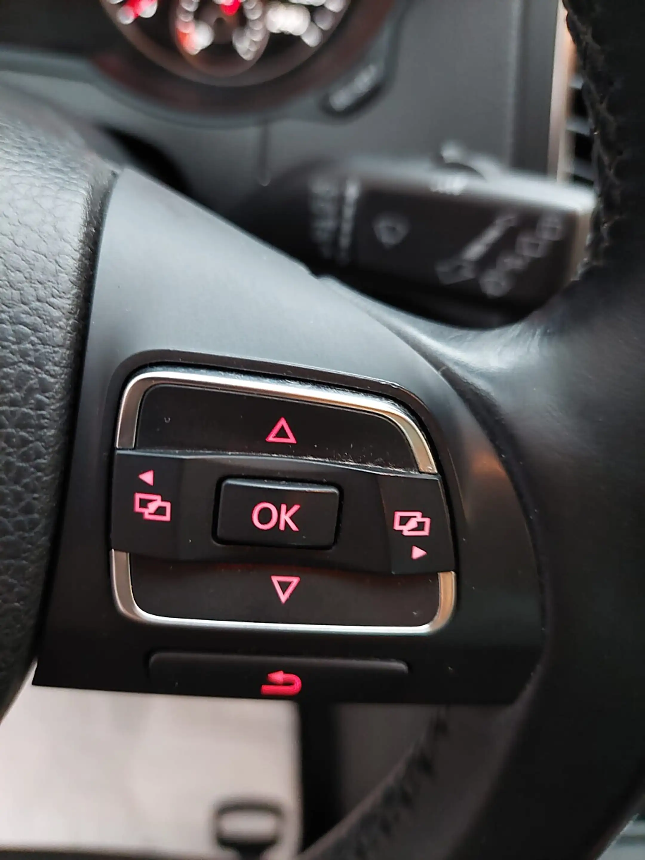 Volkswagen Sharan Comfortline BMT 2,0 TDI DPF 4Motion — photo 11