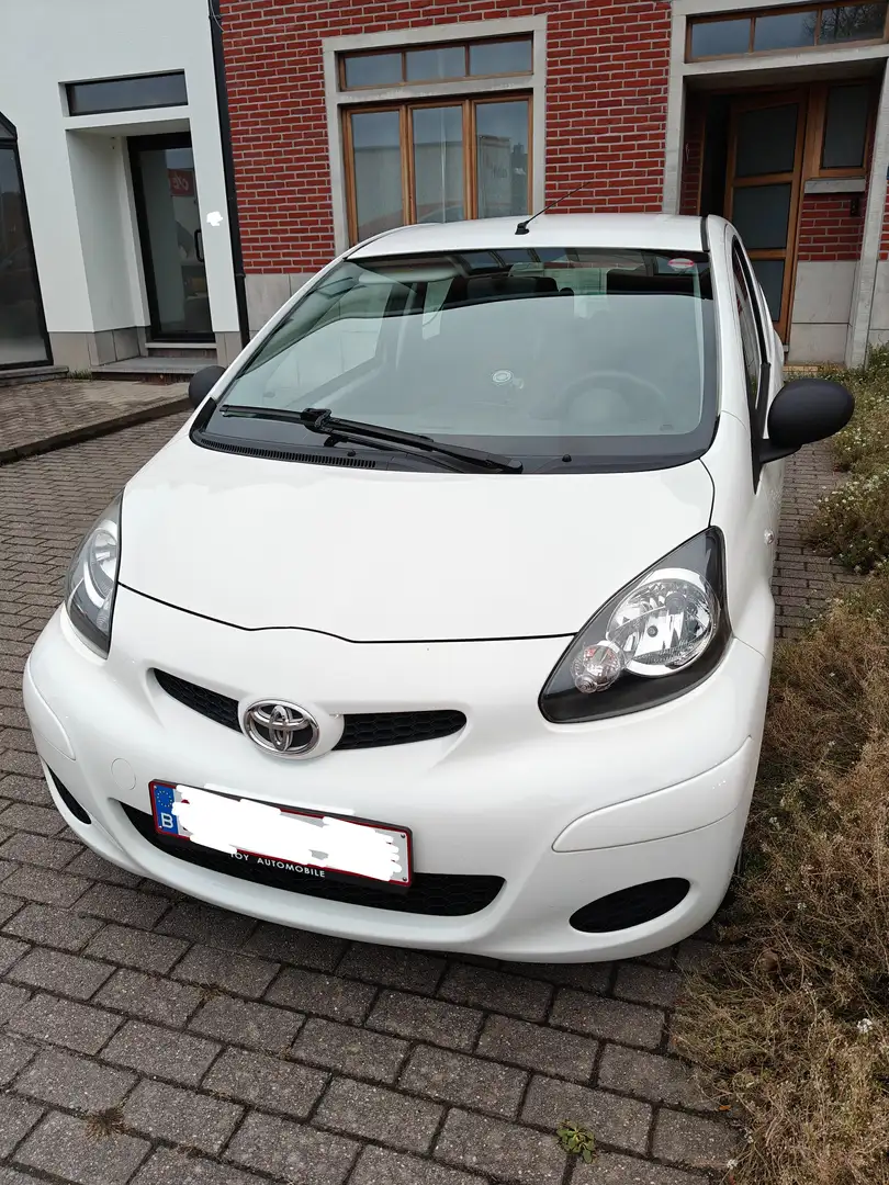Toyota Aygo Blanc - 2