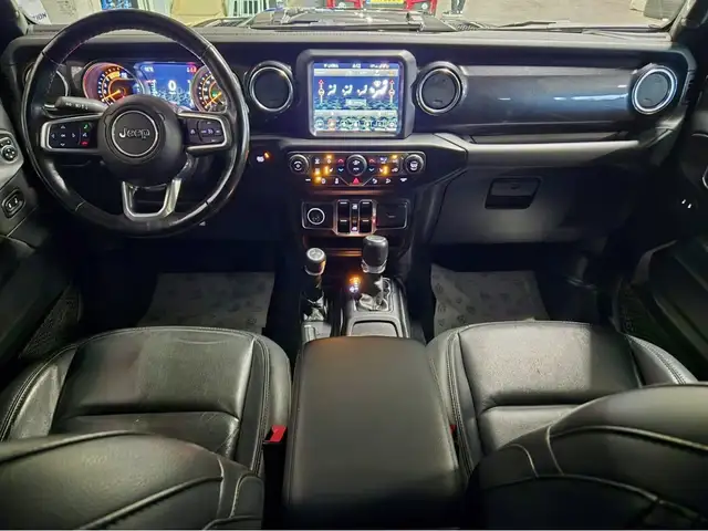 Jeep Wrangler view 6