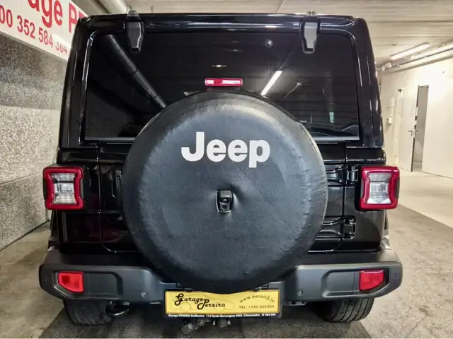Jeep Wrangler view 3
