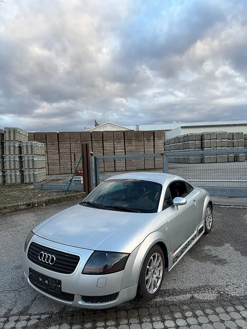 Audi TT Silber - 1