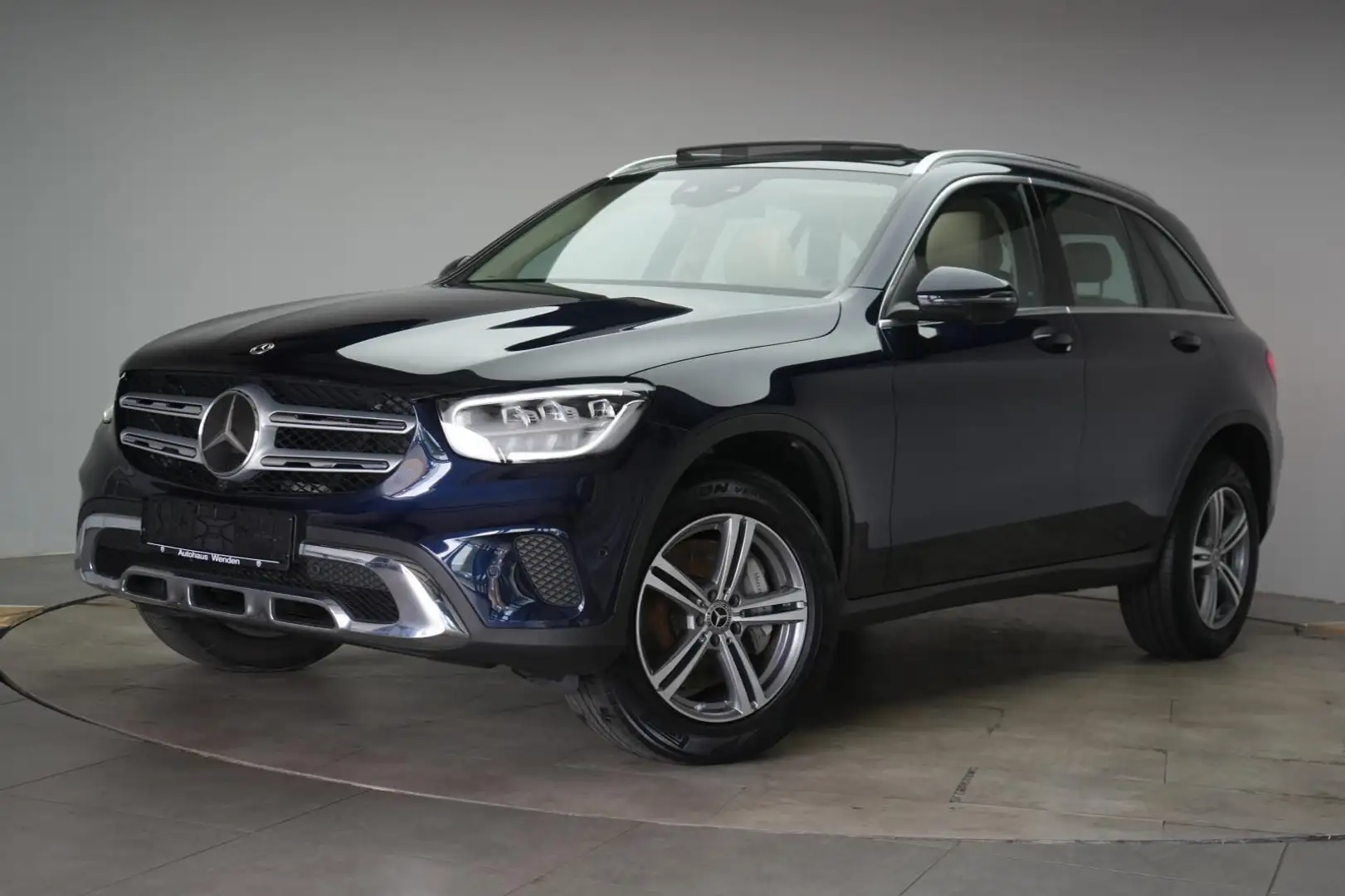 Mercedes-Benz GLC 300 de 4Matic 9G-Tronic Blau - 1