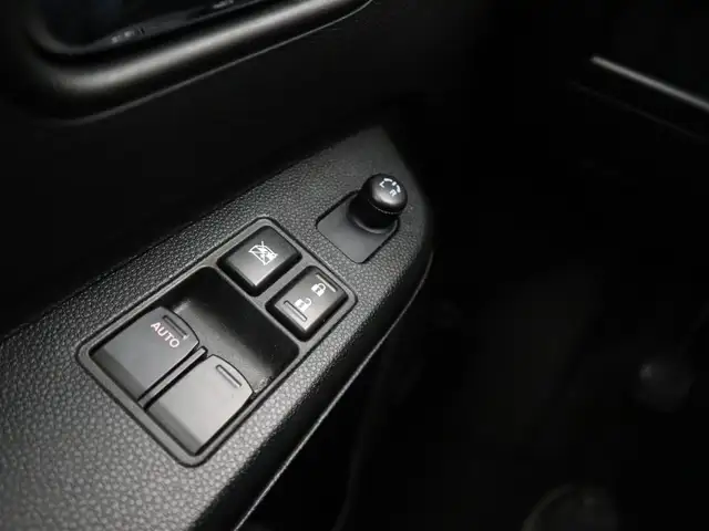 Suzuki Ignis view 28