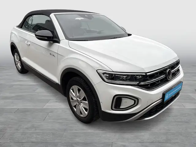 Volkswagen T-Roc view 6