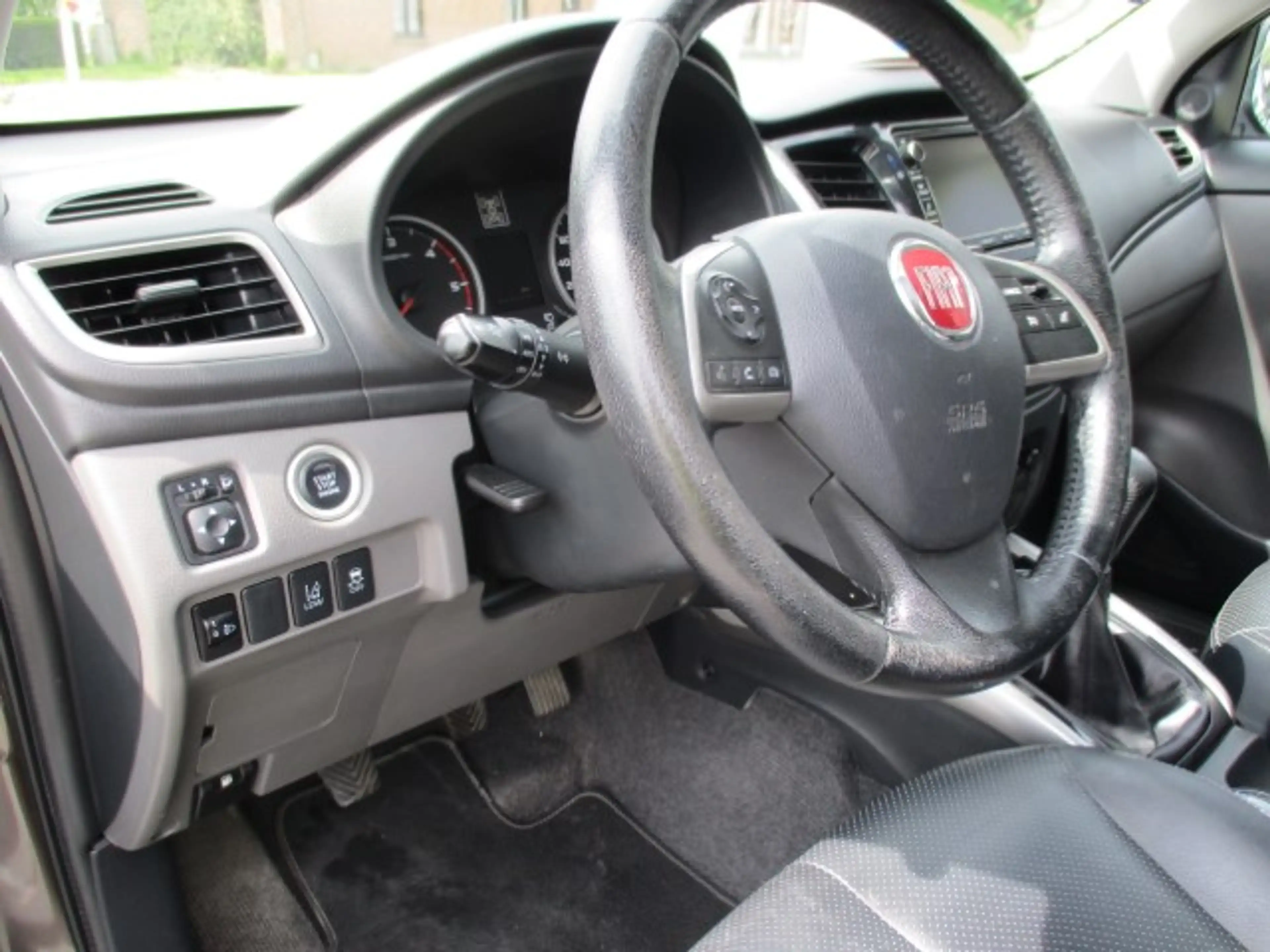 Fiat Fullback 2.4 D 181PK 4X4 FULL OPTION NAVI LEDER LV5PL TOP! — photo 11