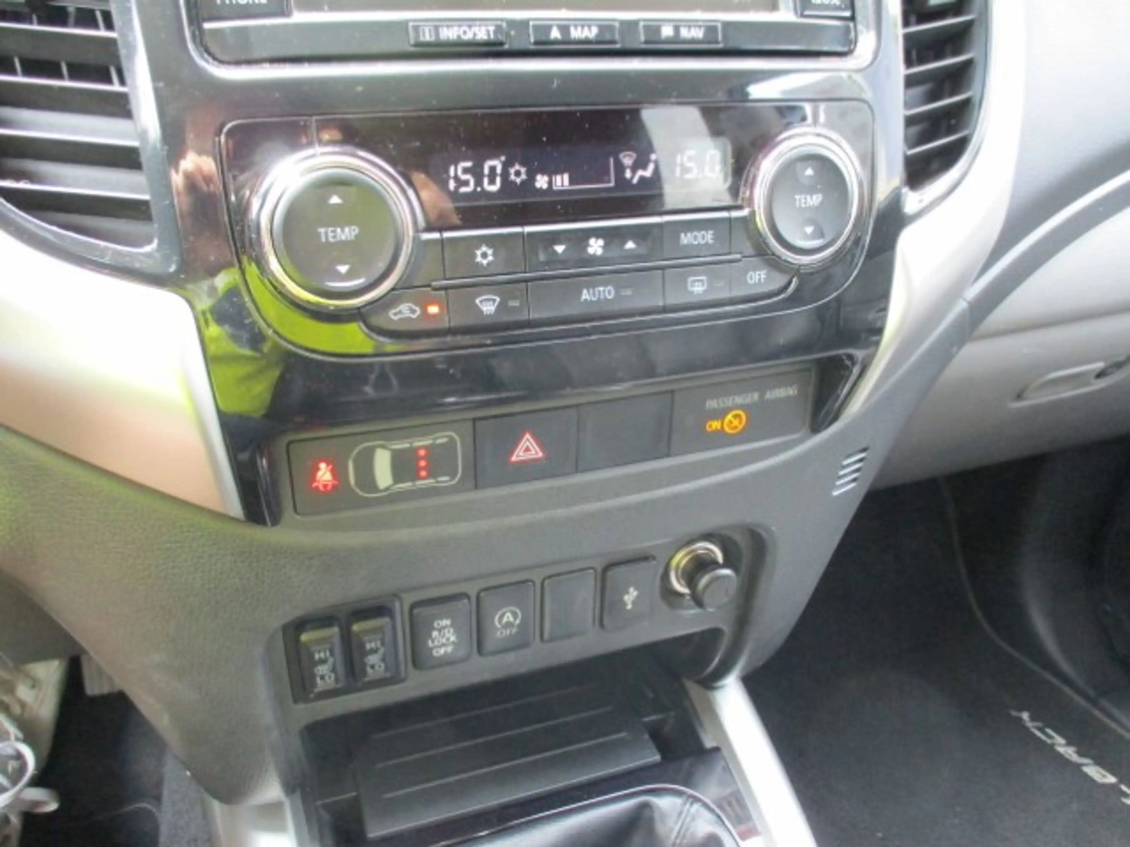 Fiat Fullback 2.4 D 181PK 4X4 FULL OPTION NAVI LEDER LV5PL TOP! — photo 14