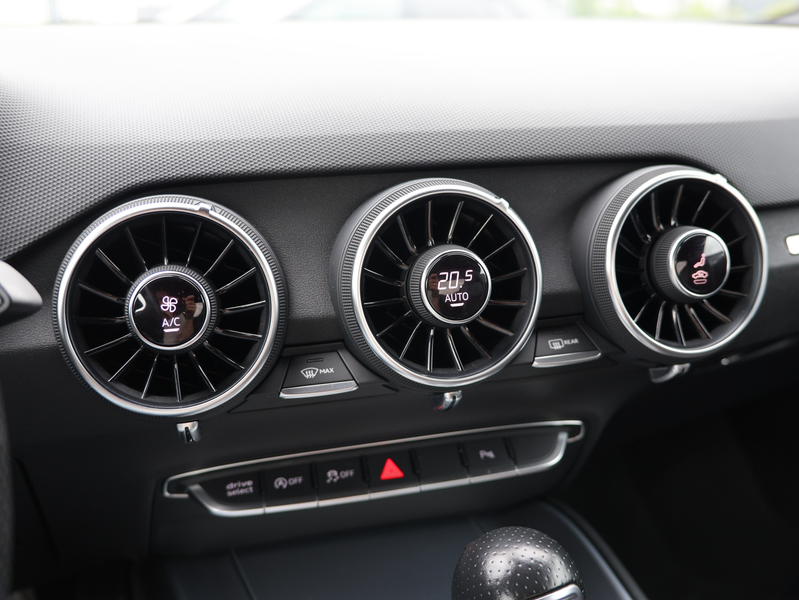 Audi TT Coupe 2.0 TFSI quattro - S LINE COMPETITION — photo 24