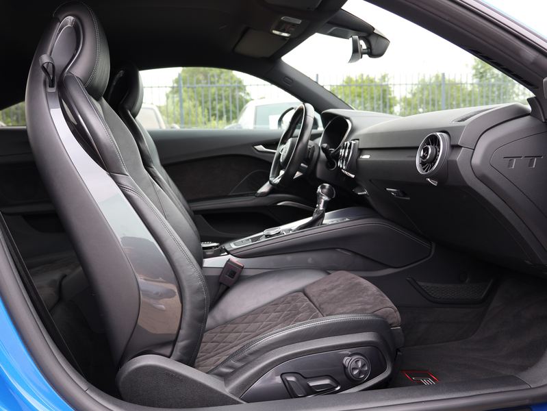 Audi TT Coupe 2.0 TFSI quattro - S LINE COMPETITION — photo 16