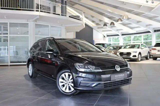 Volkswagen Golf main image