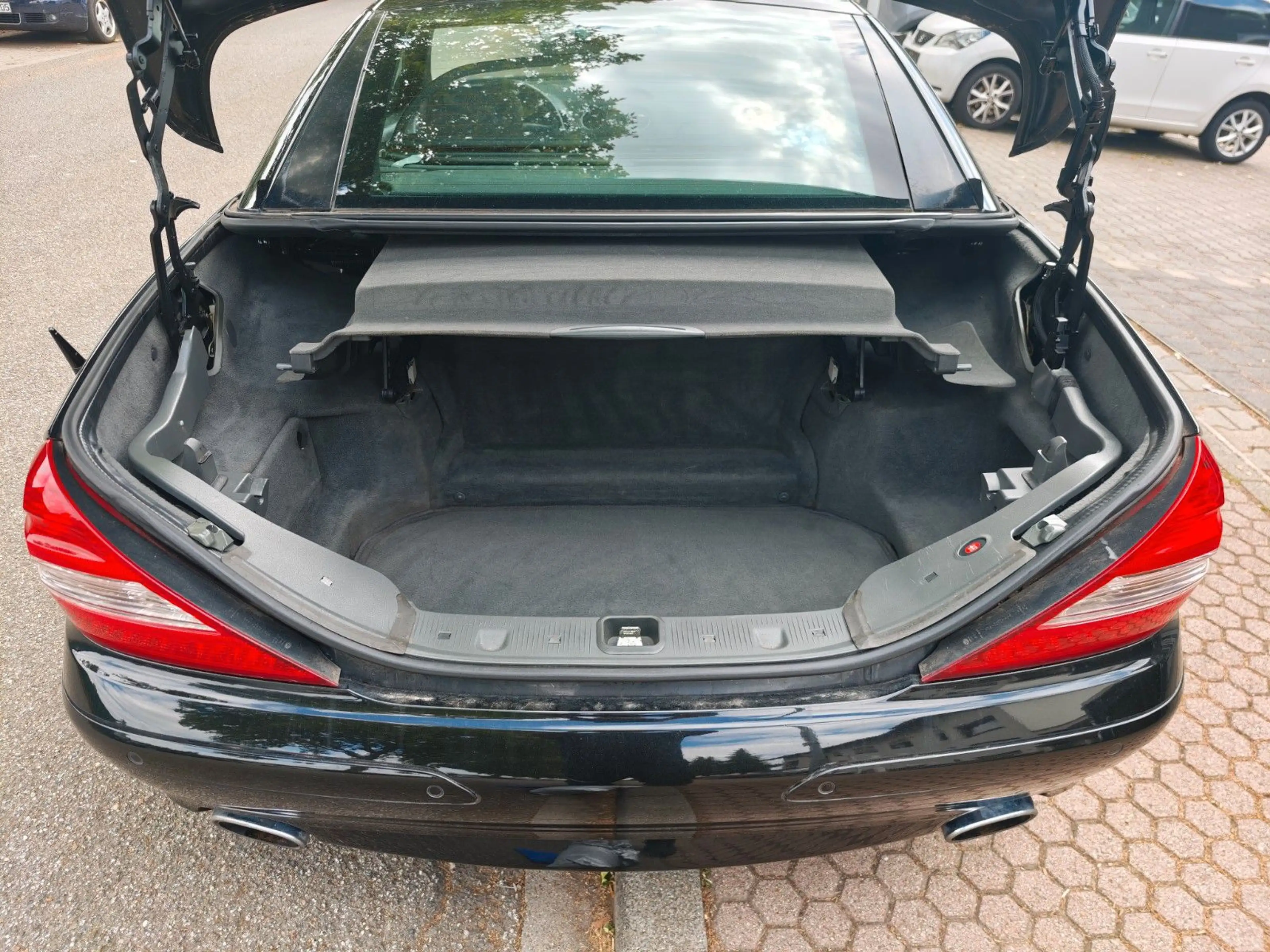 Mercedes-Benz SL 350 — photo 5