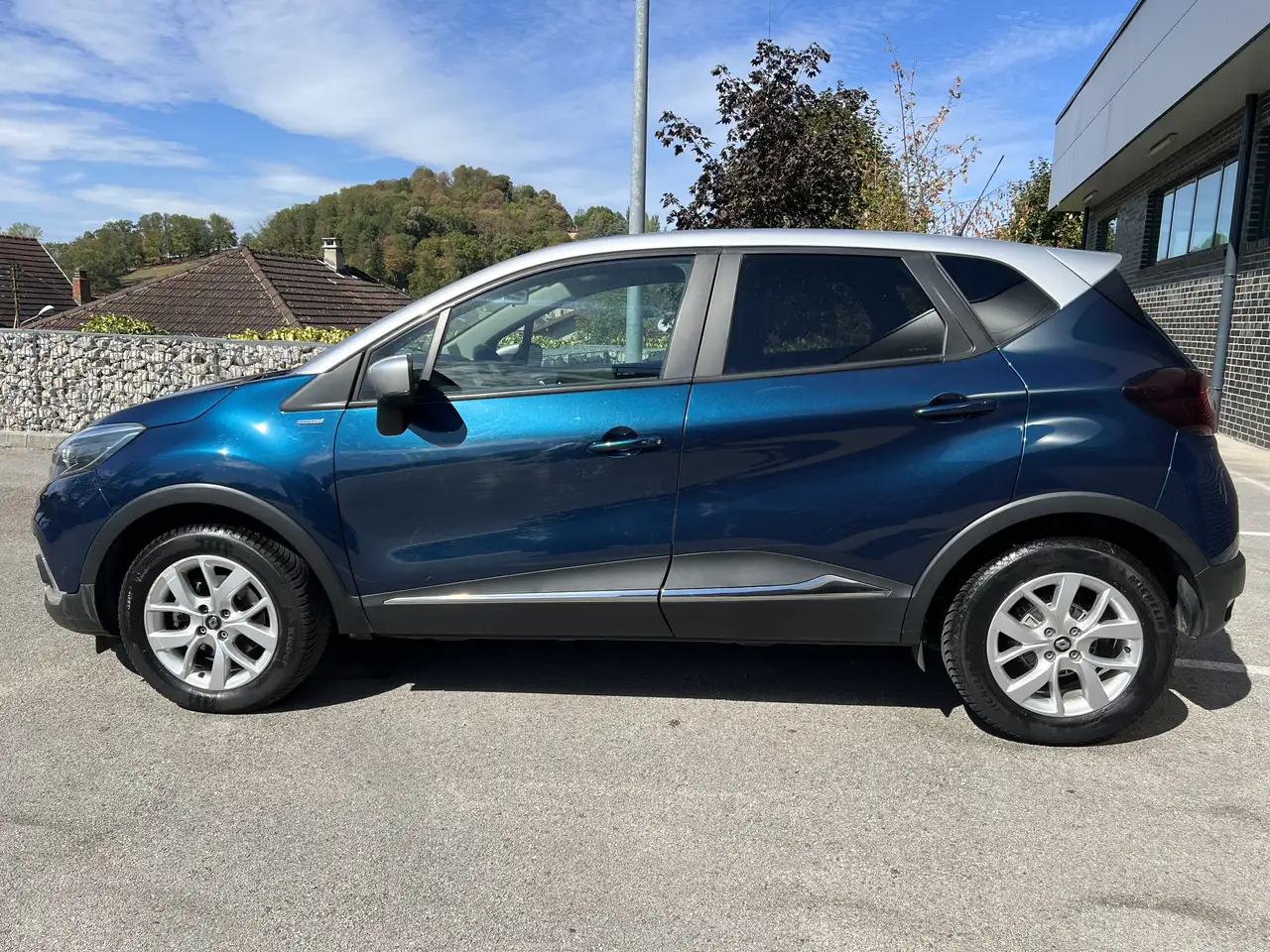 Renault Captur — photo 8