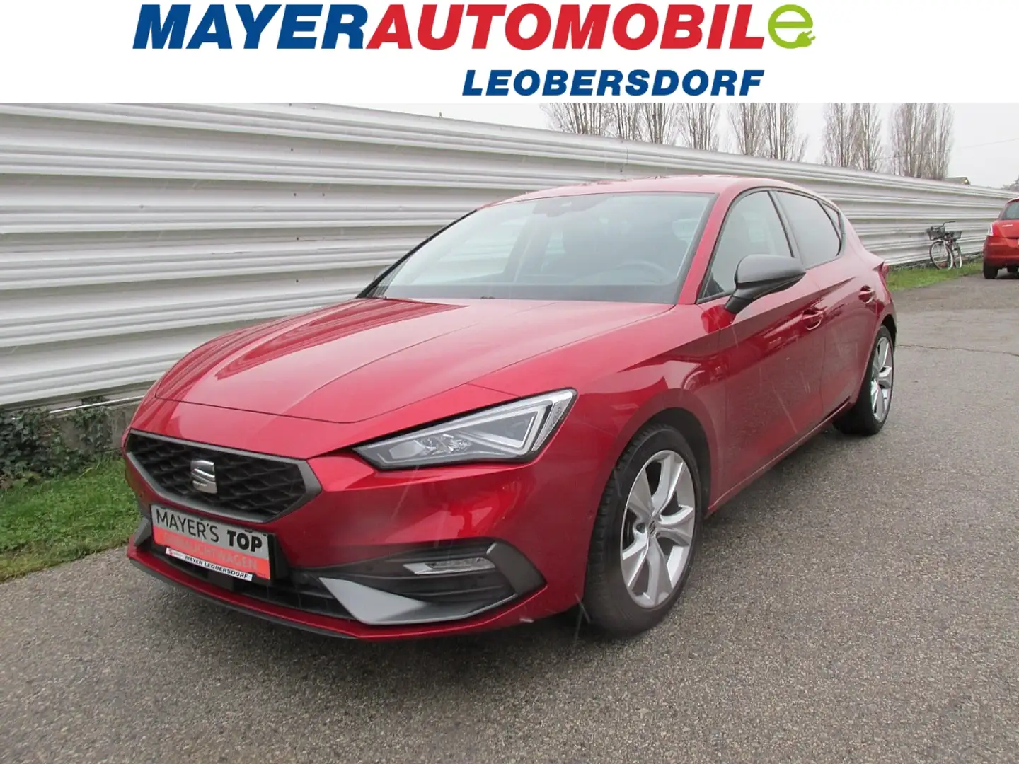 SEAT Leon FR 1.0 TSI Rot - 1