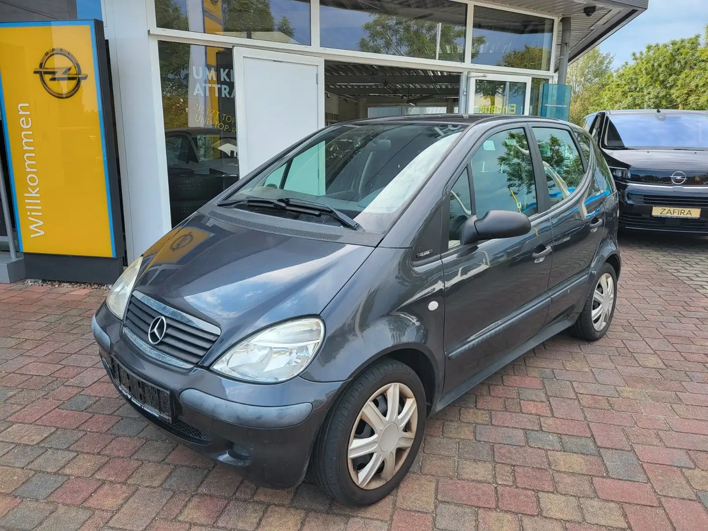 Mercedes-Benz A 140 FESTPREIS !!! A 140 CLASSIC Schwarz - 1