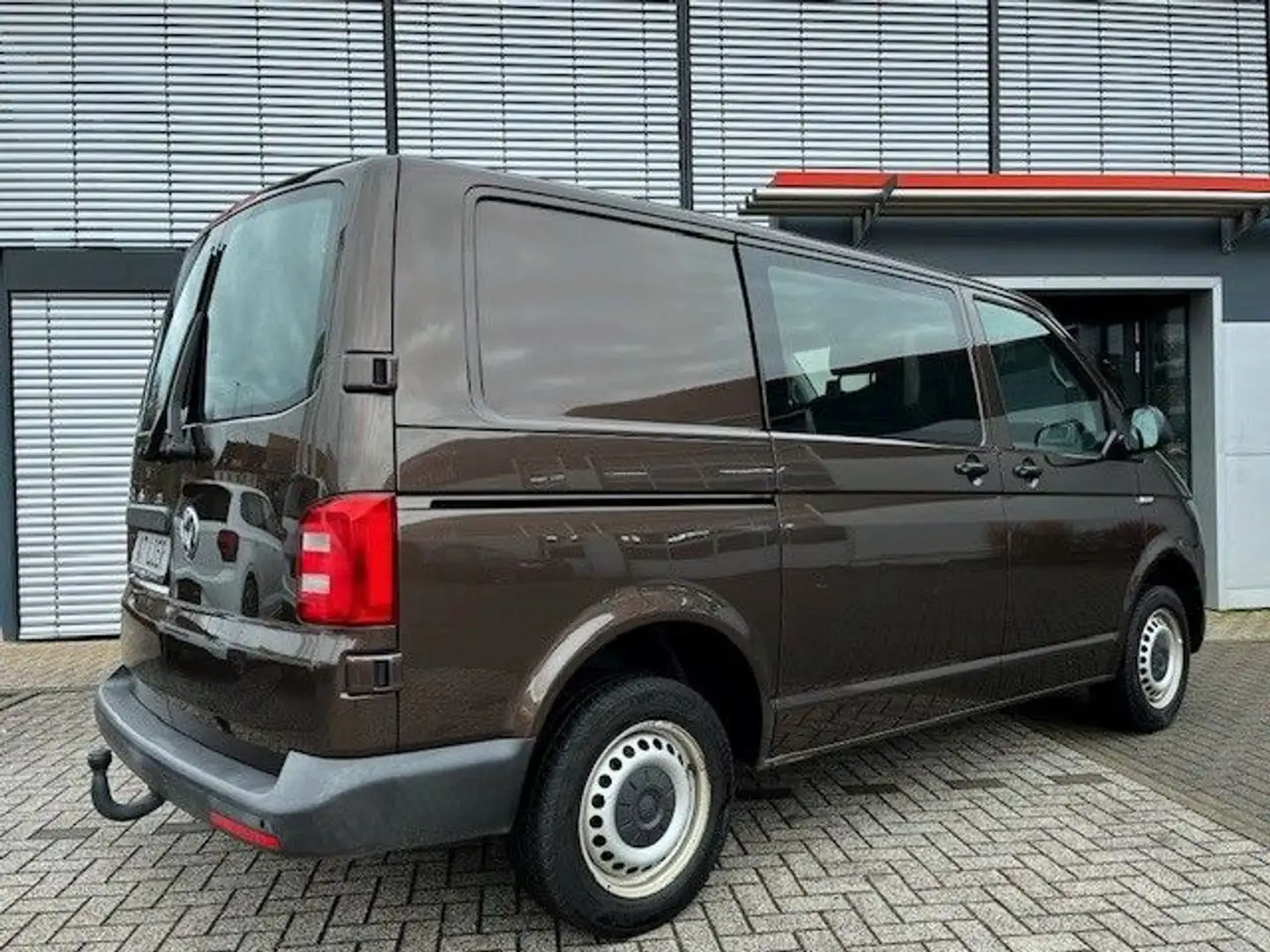 Volkswagen T6 Transporter Kombi Kasten EcoProfi 2,0 TDi Brun - 2