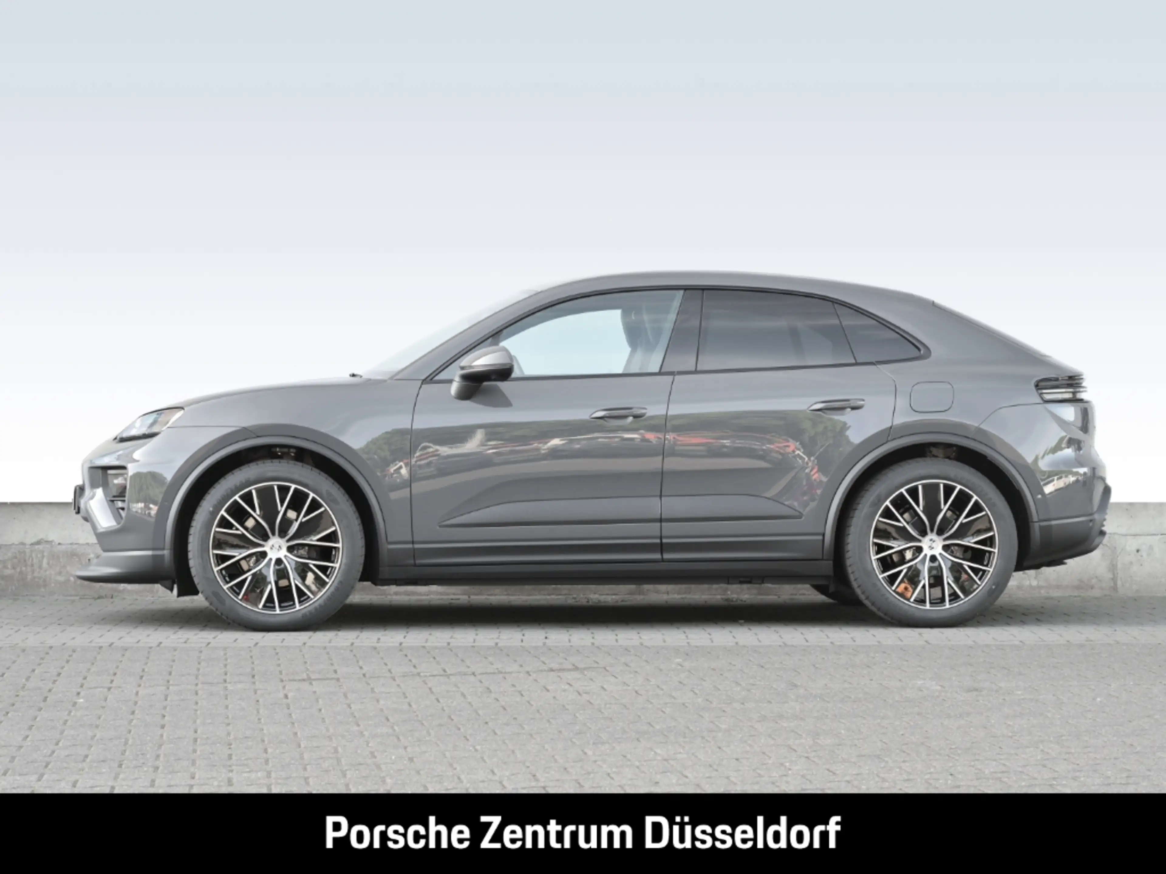 Porsche Macan BOSE LED-Matrix Panoramadach Surround-View — photo 2