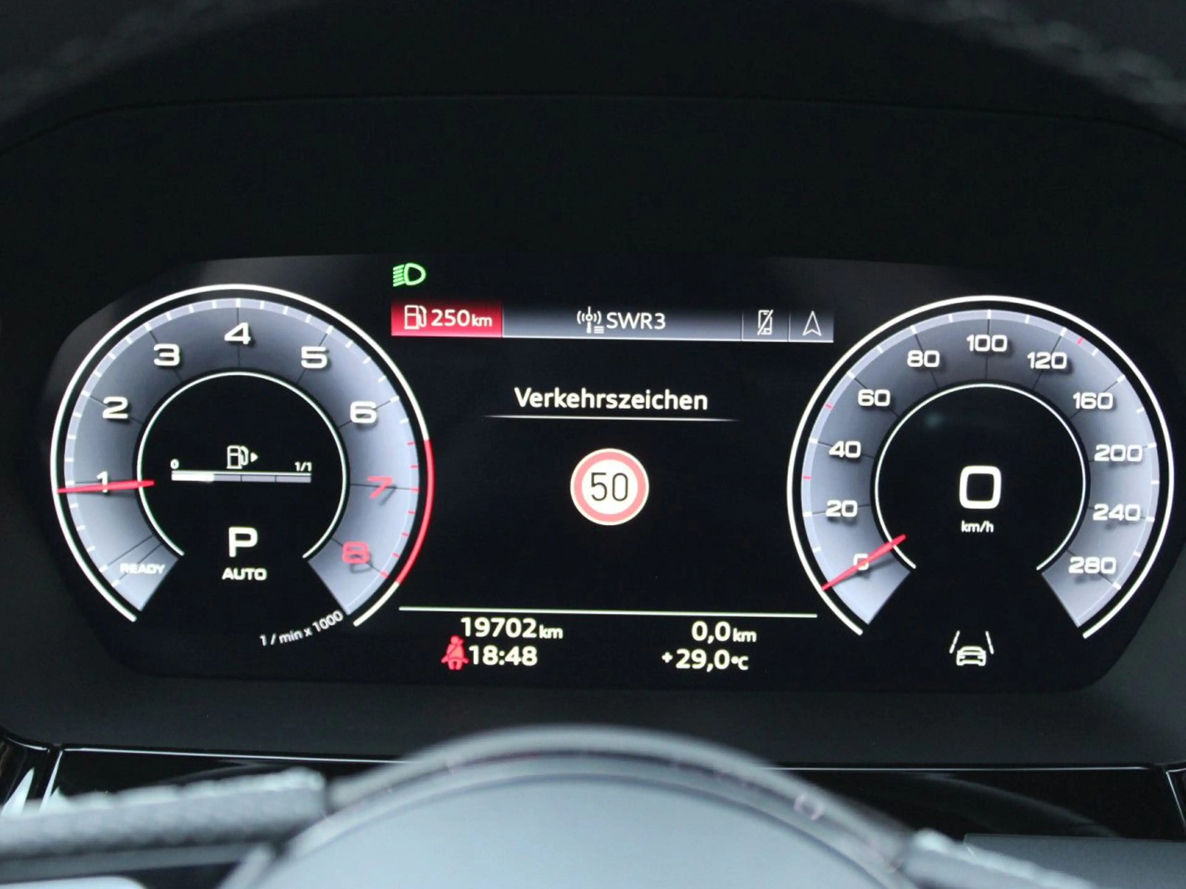 Audi A3 35TFSI SB S line Matrix ACC Kamera el.Sitz18 — photo 14