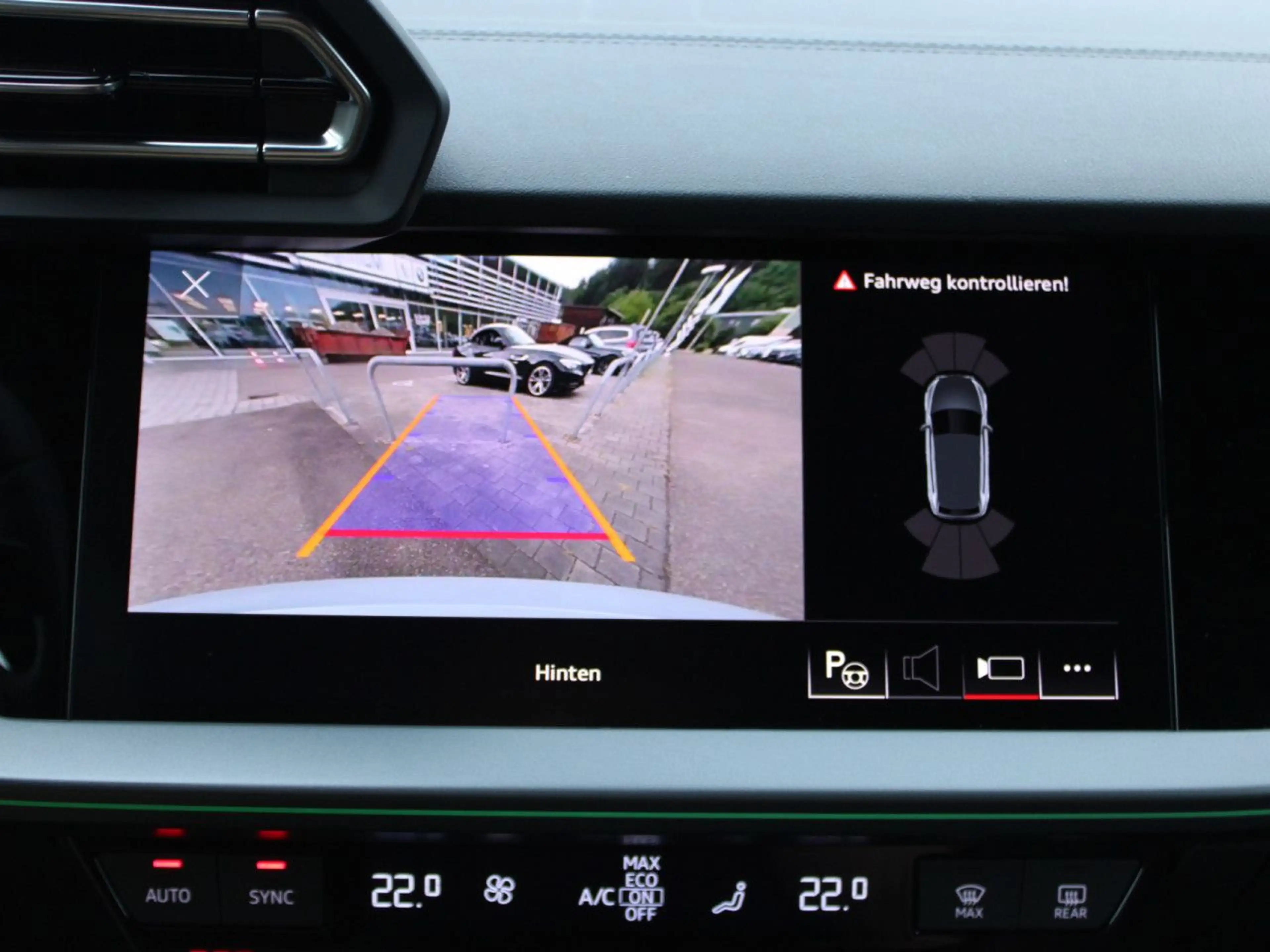 Audi A3 35TFSI SB S line Matrix ACC Kamera el.Sitz18 — photo 15