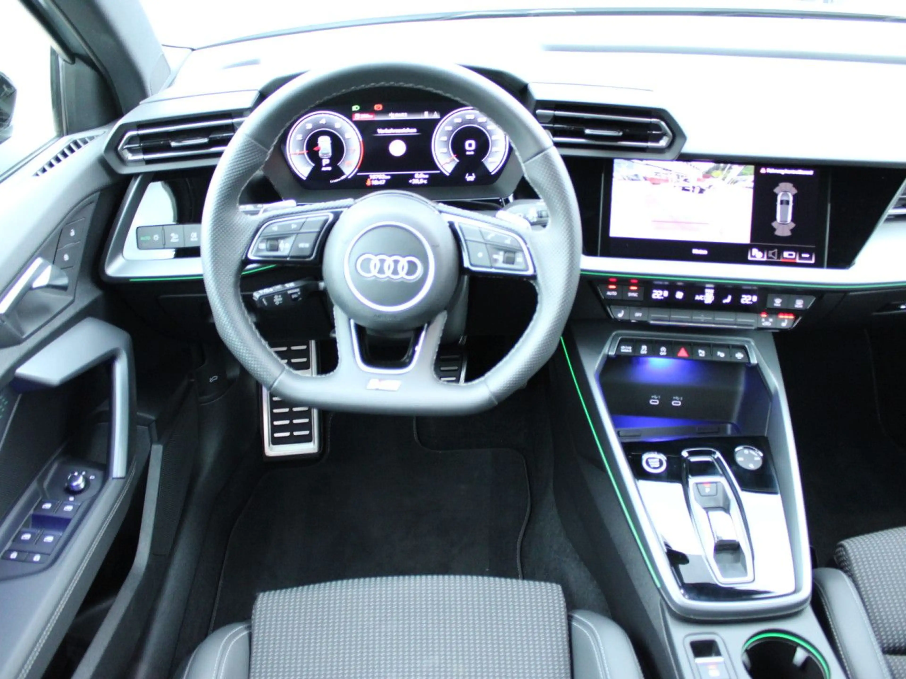 Audi A3 35TFSI SB S line Matrix ACC Kamera el.Sitz18 — photo 13