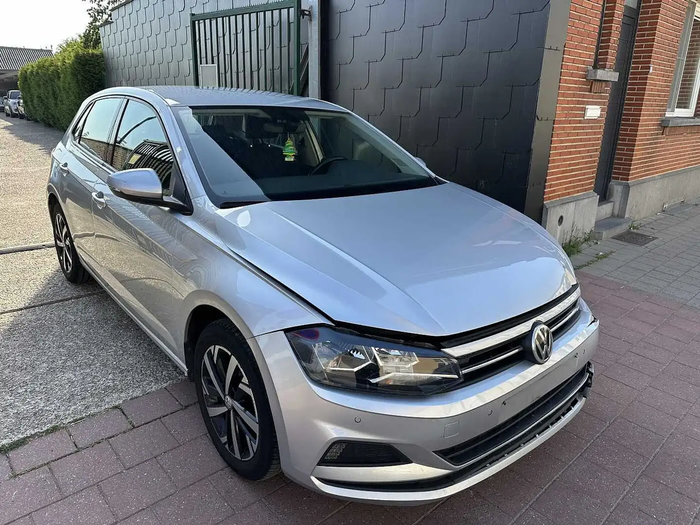 Volkswagen Polo 1.0 I MET 108DKM HANDELAARS & EXPORT Grijs - 2