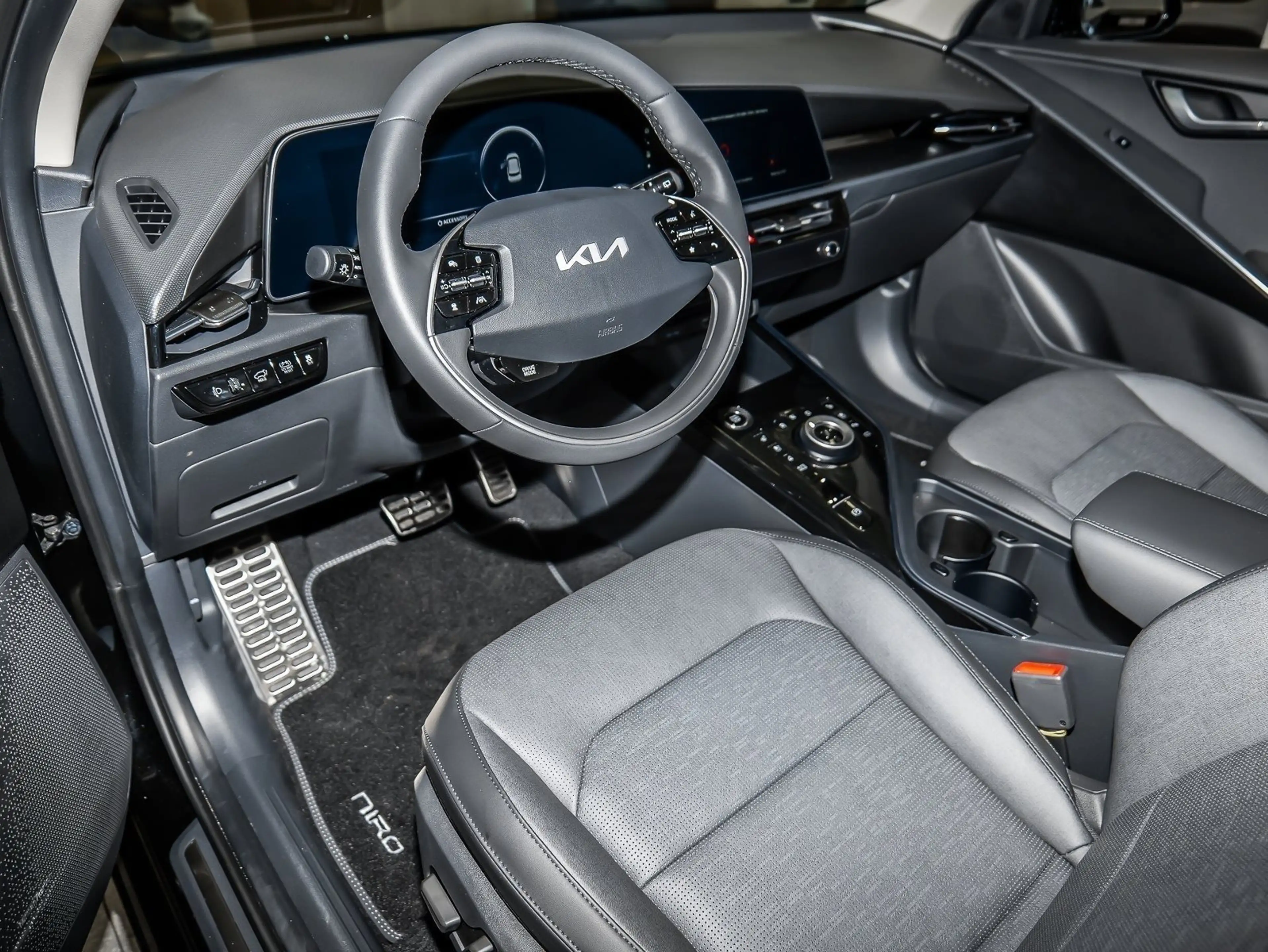 Kia Niro Hybrid Spirit HUD ACC RFK NAVI LED PDC LAGERAKTION — photo 5